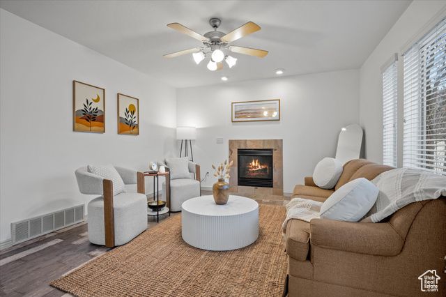 1952 E MEADOW DOWNS WAY, Cottonwood Heights, UT 84121