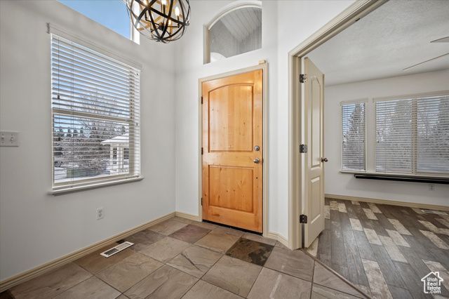 1952 E MEADOW DOWNS WAY, Cottonwood Heights, UT 84121