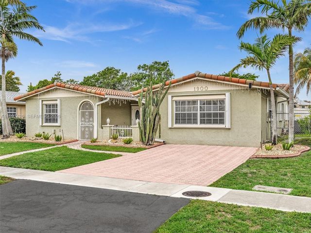 1900 NW 95th Ave, Pembroke Pines, FL 33024