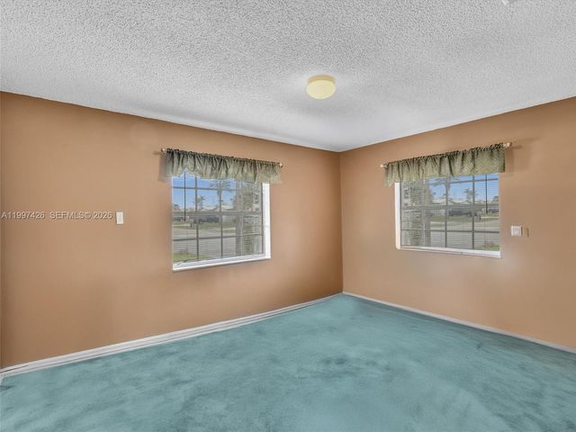 1900 NW 95th Ave, Pembroke Pines, FL 33024