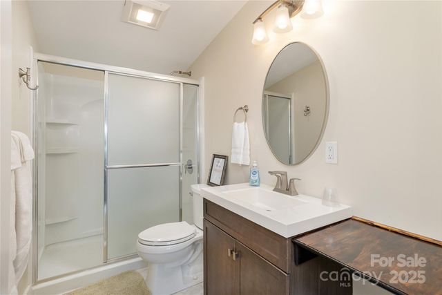 69 Pepperbush Road, Brevard, NC 28712