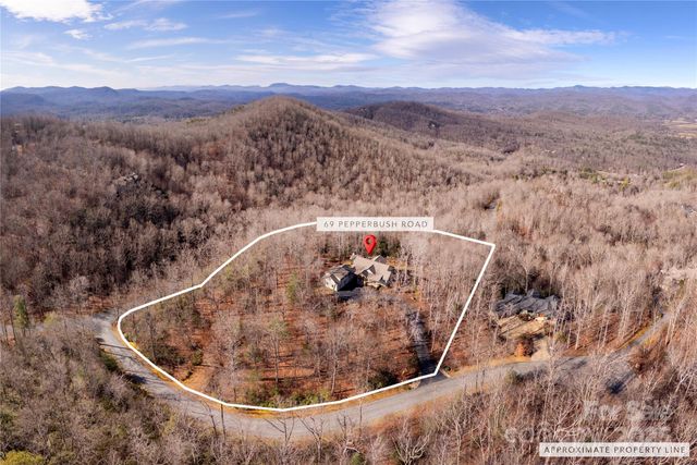 69 Pepperbush Road, Brevard, NC 28712