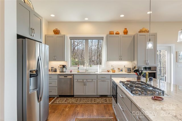 69 Pepperbush Road, Brevard, NC 28712