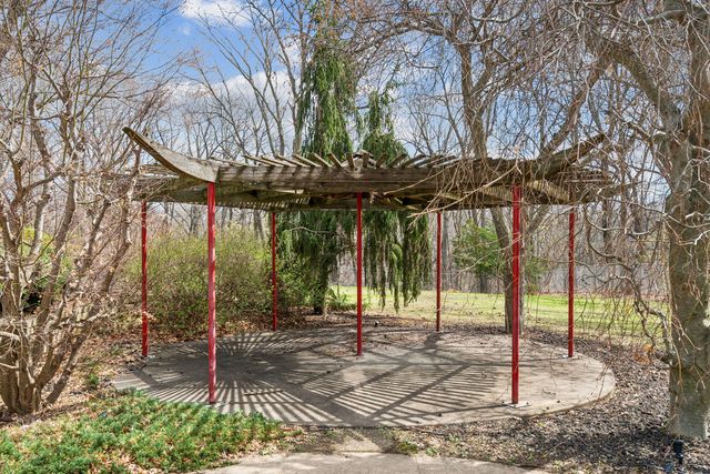 4001 26th Street, Rock Island, IL 61201