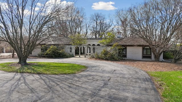 4001 26th Street, Rock Island, IL 61201