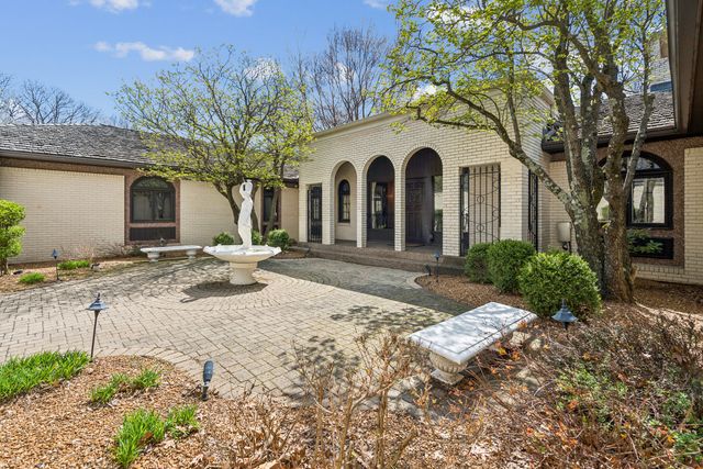 4001 26th Street, Rock Island, IL 61201