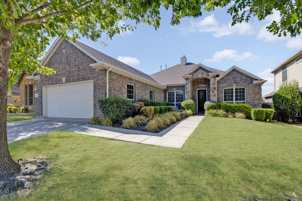 4112 Red Wolfe Road, Denton, TX 76208 — exterior