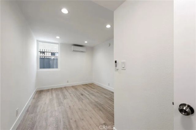 18620 Hatteras Street 169, Tarzana, CA 91356