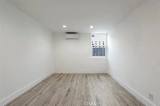 18620 Hatteras Street 169, Tarzana, CA 91356