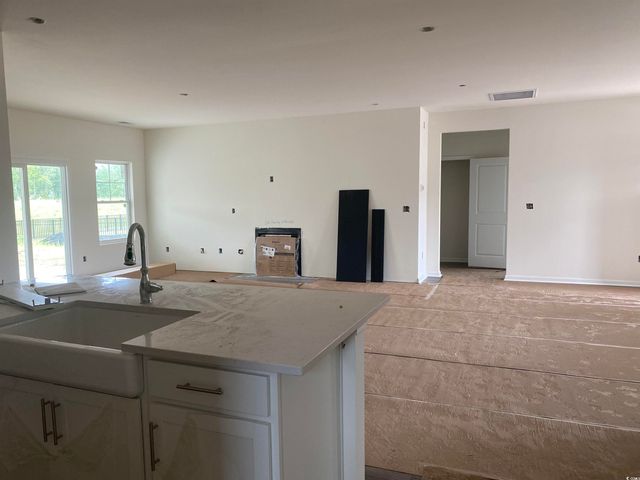 982 Oak Hollow St., Longs, SC 29568