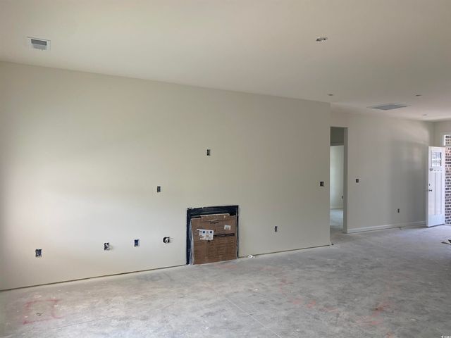 982 Oak Hollow St., Longs, SC 29568