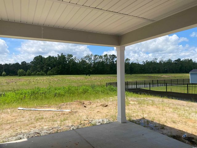 982 Oak Hollow St., Longs, SC 29568