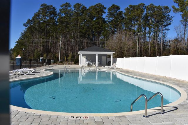 982 Oak Hollow St., Longs, SC 29568