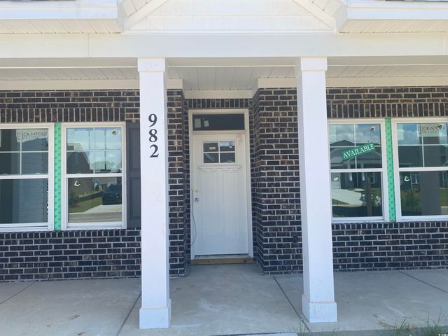 982 Oak Hollow St., Longs, SC 29568