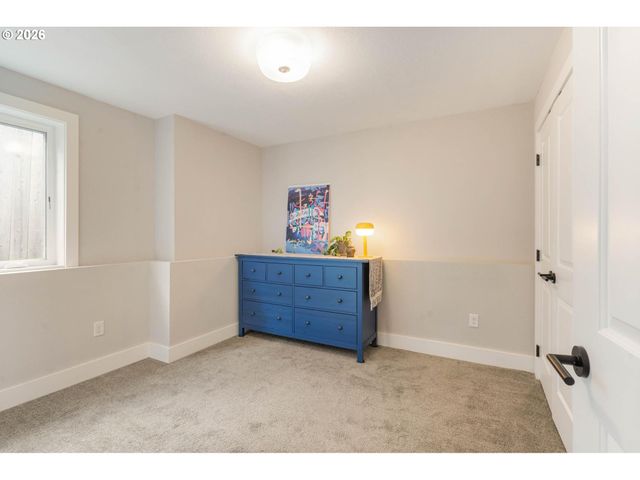7659 N WESTANNA Ave, Portland, OR 97203