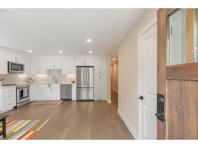 7659 N WESTANNA Ave, Portland, OR 97203
