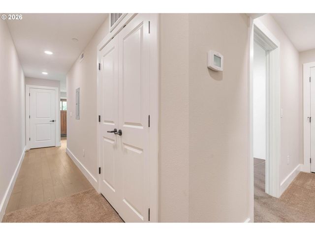 7659 N WESTANNA Ave, Portland, OR 97203