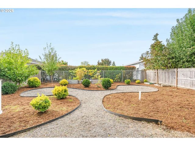 7659 N WESTANNA Ave, Portland, OR 97203