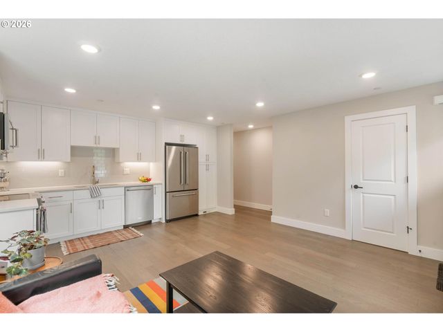 7659 N WESTANNA Ave, Portland, OR 97203