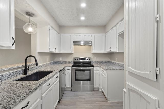 3002 Penny Lane, Euless, TX 76039