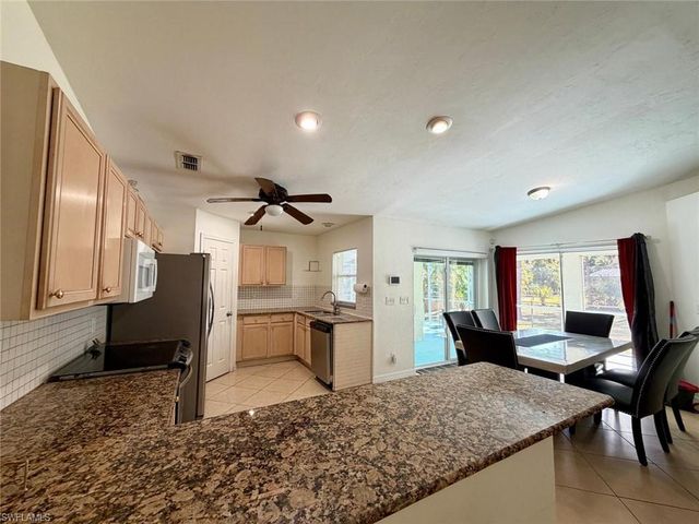 530 7th ST SW, Naples, FL 34117