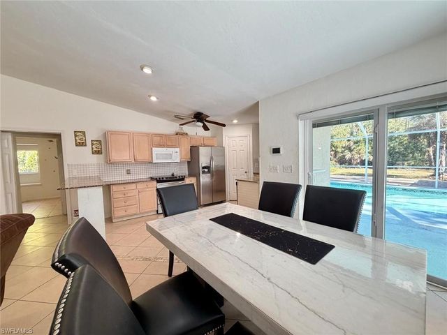 530 7th ST SW, Naples, FL 34117