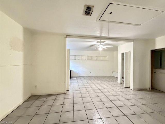 530 7th ST SW, Naples, FL 34117