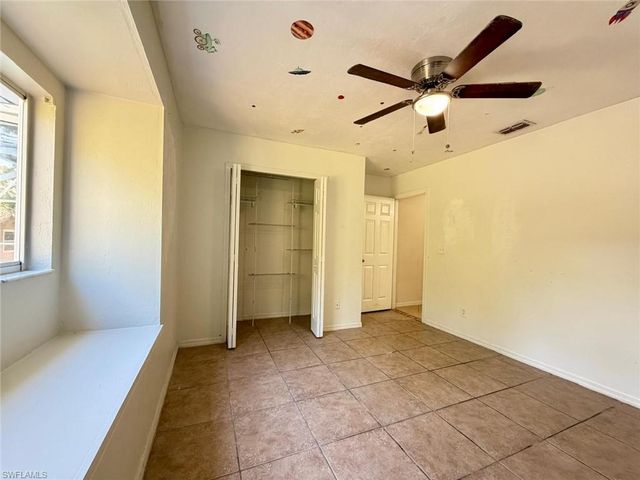 530 7th ST SW, Naples, FL 34117