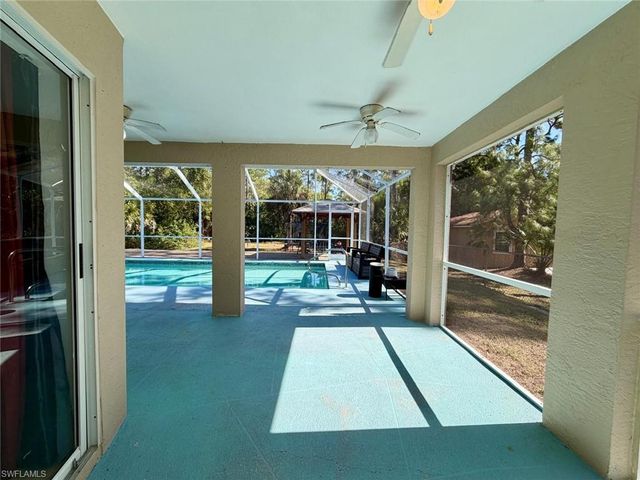 530 7th ST SW, Naples, FL 34117