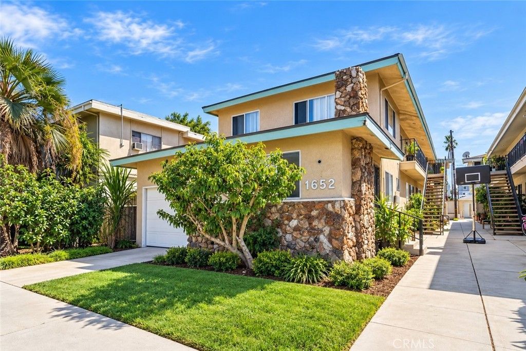 1652 W Lomita Blvd, Harbor City, CA 90710 — exterior