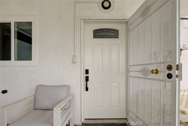 16615 Los Alimos St., Granada Hills, CA 91344