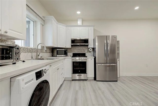 16615 Los Alimos St., Granada Hills, CA 91344