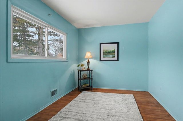 29 Amesbury Road, Henrietta, NY 14623