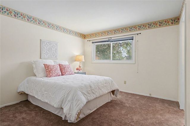 29 Amesbury Road, Henrietta, NY 14623