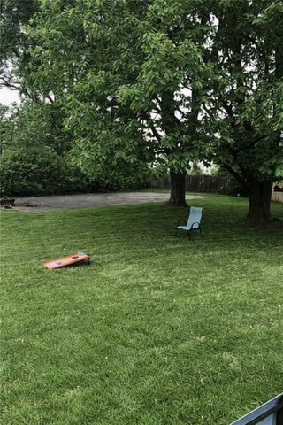 29 Amesbury Road, Henrietta, NY 14623