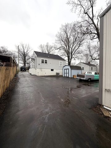 216 Laffoon Drive, Frankfort, KY 40601