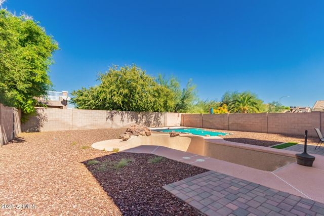 1226 E WAHALLA Lane, Phoenix, AZ 85024