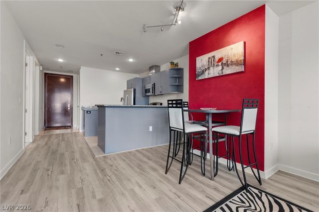 4575 Dean Martin Drive 1103, Las Vegas, NV 89103