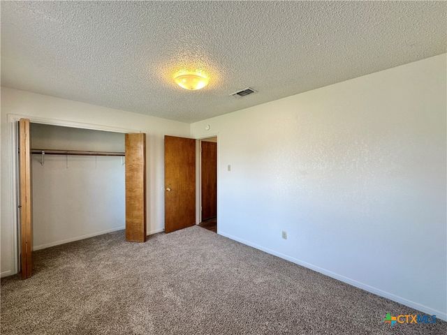 2101 Lamplight Drive, Killeen, TX 76543