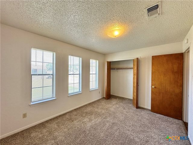 2101 Lamplight Drive, Killeen, TX 76543