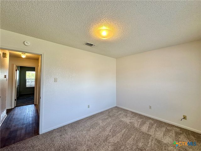 2101 Lamplight Drive, Killeen, TX 76543
