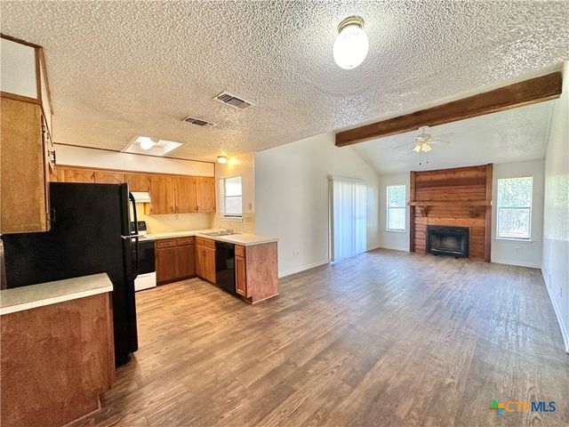2101 Lamplight Drive, Killeen, TX 76543