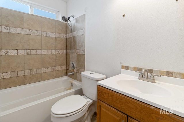 8675 W Carnegie St, Boise, ID 83709