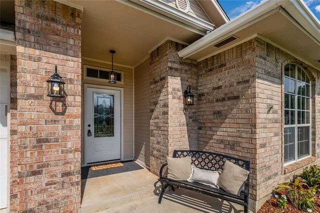 1909 Cherokee Trail, Choctaw, OK 73020