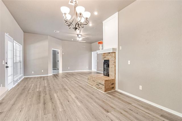 1909 Cherokee Trail, Choctaw, OK 73020