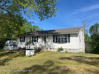355 Maple Avenue Extension, Germantown, NY 12526