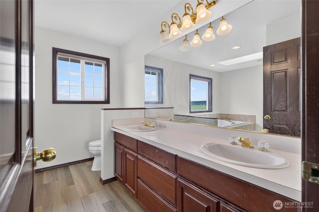 12035 Downey Road, La Conner, WA 98257