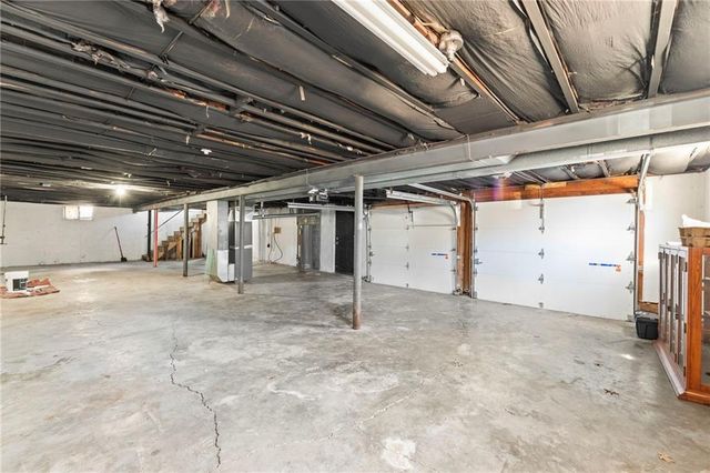 11812 E 56th Terrace, Kansas City, MO 64133