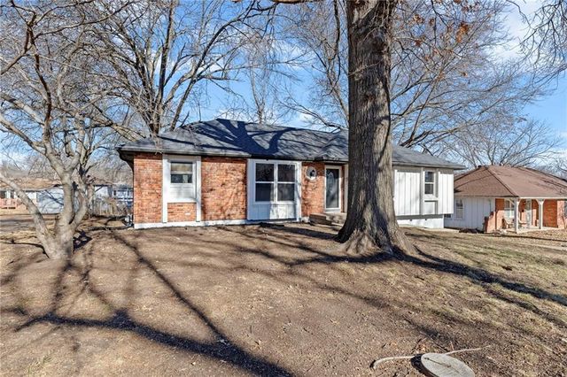 11812 E 56th Terrace, Kansas City, MO 64133