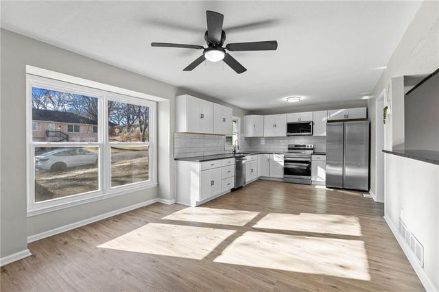 11812 E 56th Terrace, Kansas City, MO 64133